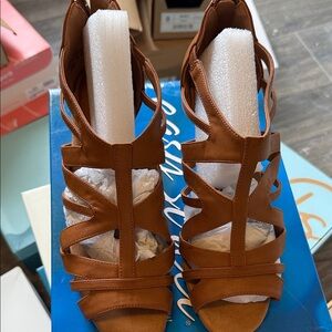 Easy Street Tan Strappy Sandals